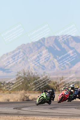 media/Dec-07-2025-CVMA (Sun) [[3e7d2de5dc]]/Race 16-Formula Middleweight/